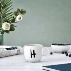 Becher H Letters In Weiß -Villeroy & Boch like by villeroy and boch becher h letters in weiss 3