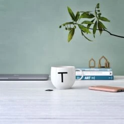 Becher T Letters In Weiß -Villeroy & Boch like by villeroy and boch becher t letters in weiss 2